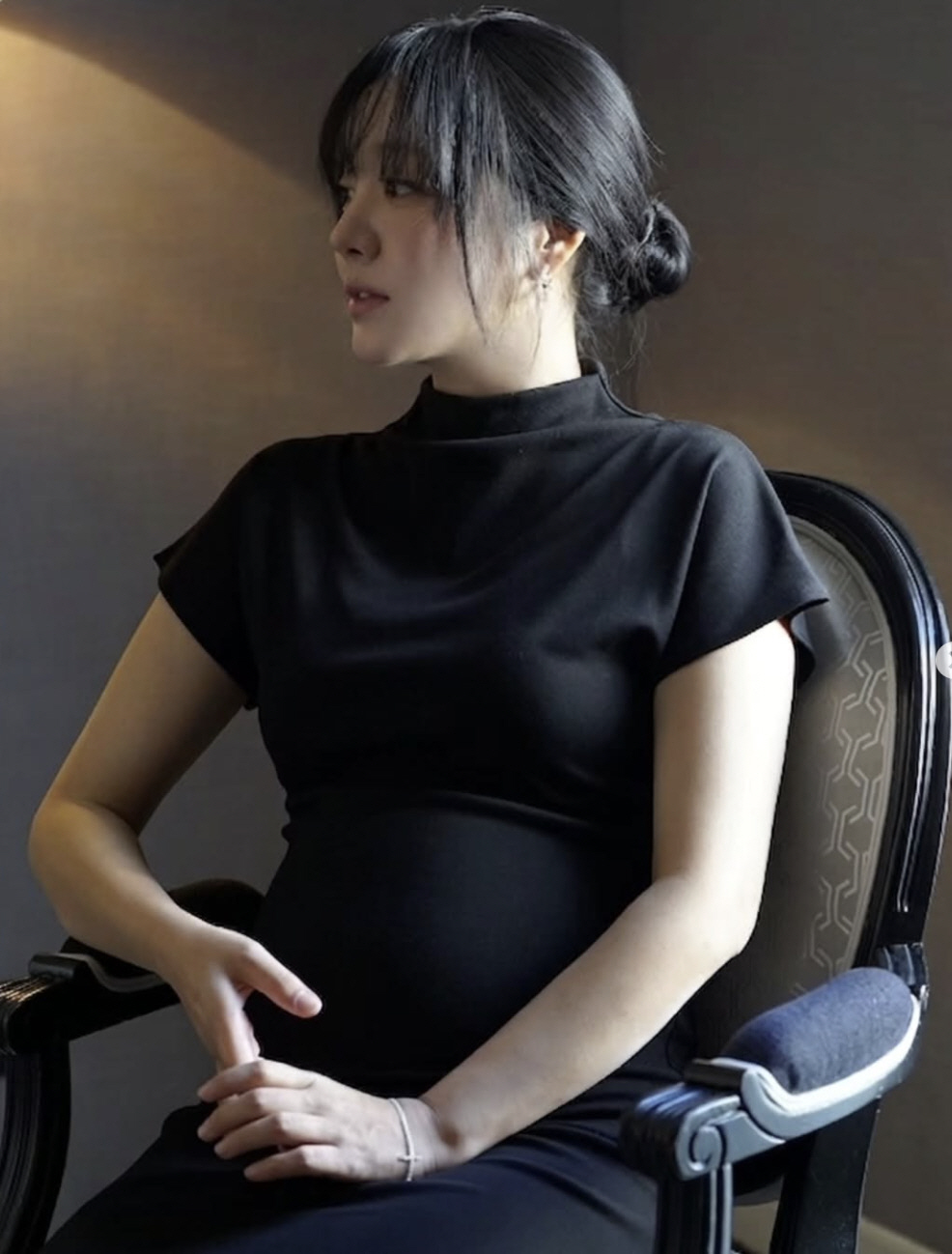 '김기리♥' 문지인, 입덧 지옥에도 우아한 드레스 자태…칸 빛낸 D라인