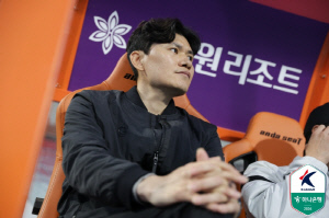 [현장인터뷰] 홍명보 감독에게 강원 선수 적극 추천...정경호 감독 "이기혁, 이유현, 서민우 누가 뽑혀도 납득할 선택"