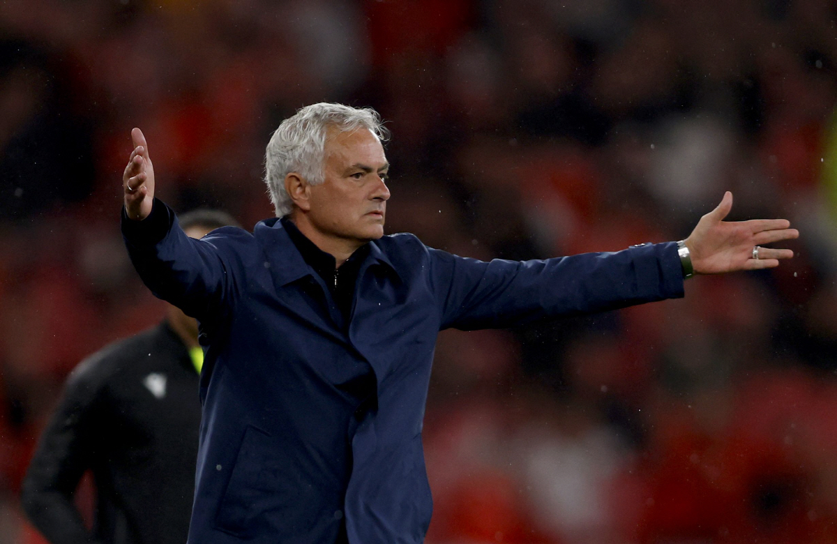 SL Benfica's Portuguese head coach Jose Mourinho gestures on the touchline during the Portuguese League football match between SL Benfica and SC Braga at the Luz stadium in Lisbon on May 11, 2026. (Photo by FILIPE AMORIM / AFP)