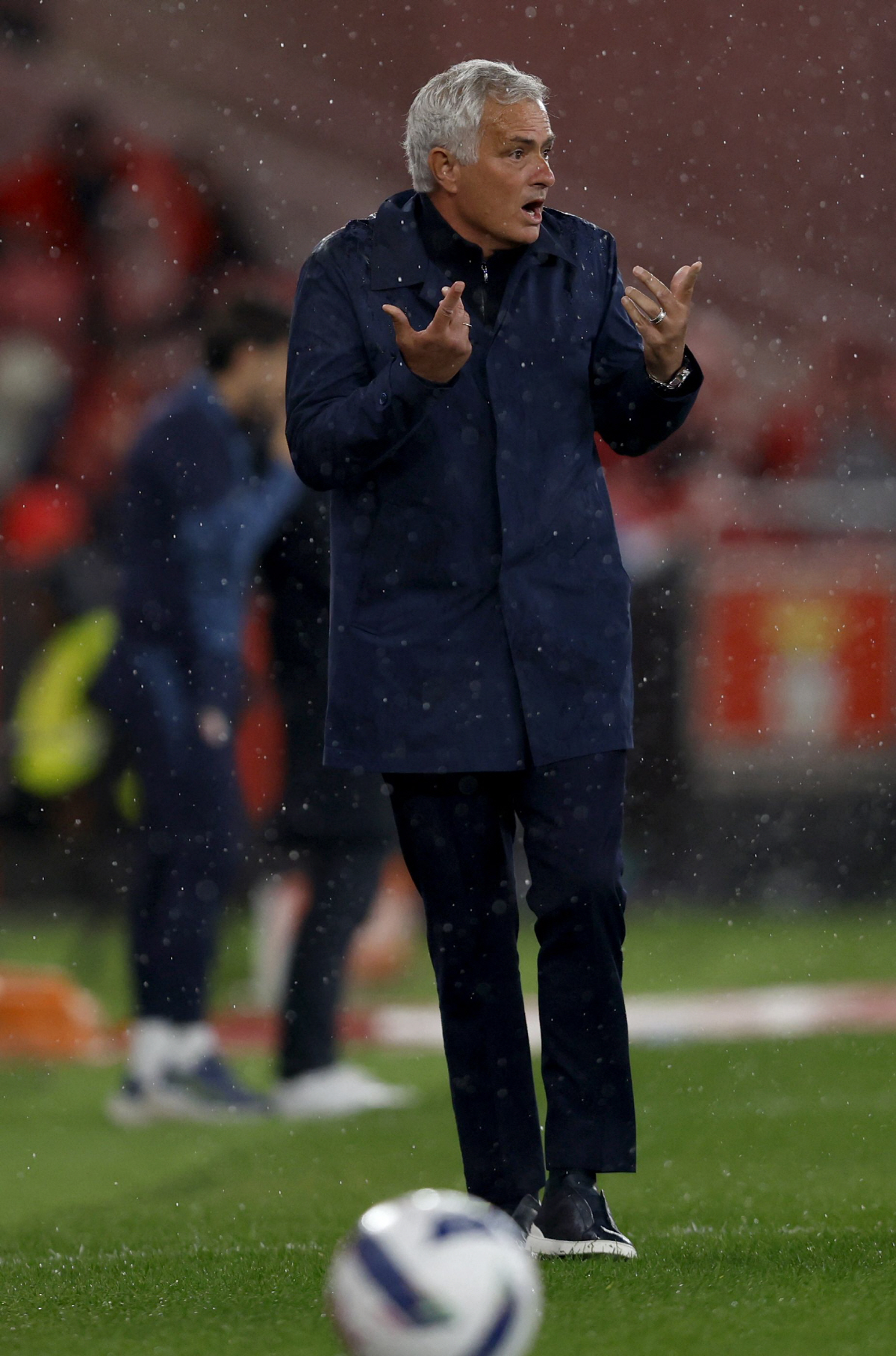 SL Benfica's Portuguese head coach Jose Mourinho gestures on the touchline during the Portuguese League football match between SL Benfica and SC Braga at the Luz stadium in Lisbon on May 11, 2026. (Photo by FILIPE AMORIM / AFP)