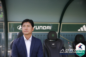 '이승우 선발 투입' 정정용 감독 "내려 앉은 상대 뚫어낼 드리블 기대한다"[현장 인터뷰]