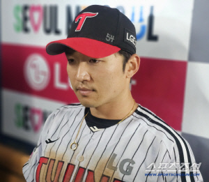 "친정이라 더 어색" 디아즈 발길질, 구자욱 레이저, 삼성 9연승 막아선 '박해민 수난시대'