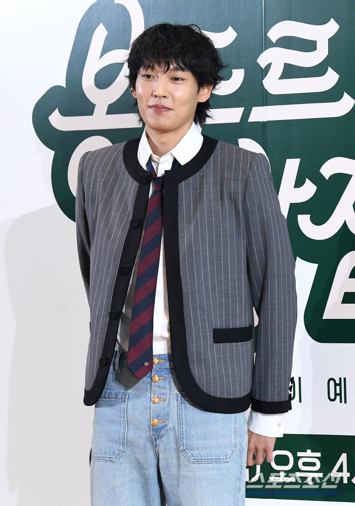 [공식] 이기택, '1박 2일' 새로운 막내 됐다…소속사 "고정 합류 맞아"