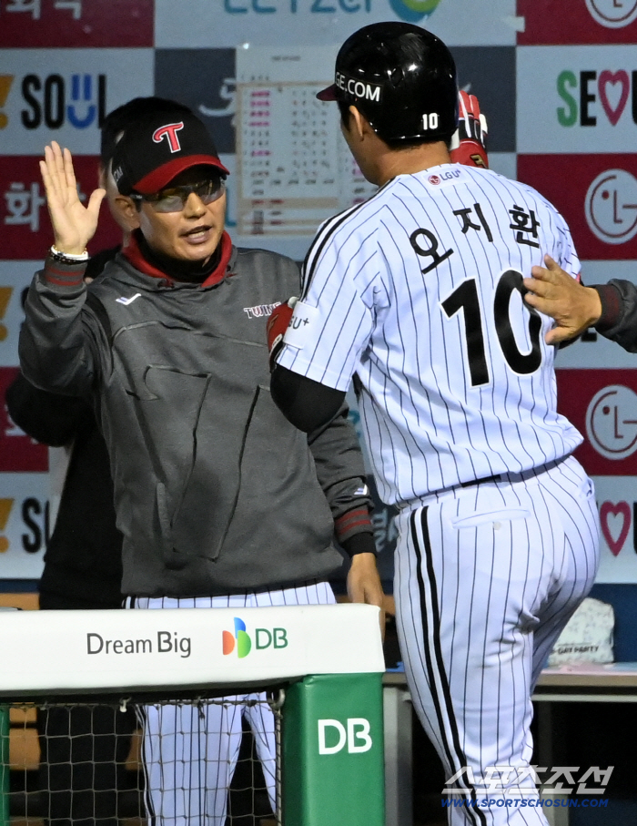 와! 35일만의 홈런포가 1점차 쐐기포라니…'5월 타율 3할' 오지환 부활의 시작점 될까 [SC피플]