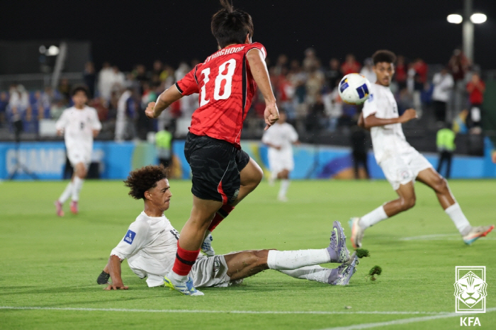 [U-17 아시안컵]韓 아우들 쾌거, U-17 월드컵 4회 연속 진출…예멘과 0-0 무, 조 2위 8강행