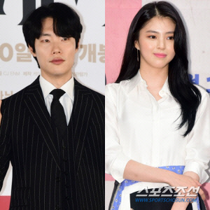 류준열, '前여친' 한소희 언급에.."당연히 알아" 쿨한 반응