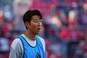 "손흥민 100% 만들기 쉬운 상황 NO" '비난 폭발' 도스 산토스 LA FC 감독…충격 2연패→SON 컨디션 언급