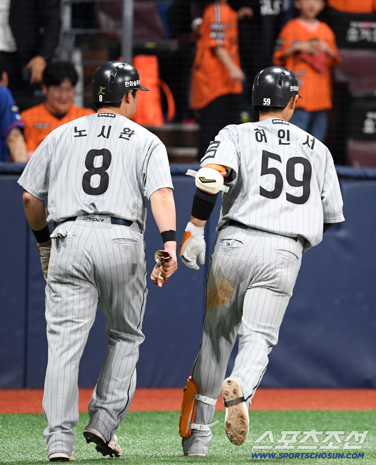 14일 서울 고척스카이돔에서 열린 키움과 한화의 경기. 9회초 1사 2루 한화 허인서가 투런포를 날린 뒤 환호하고 있다. 고척=박재만 기자 pjm@sportschosun.com/2026.05.14/