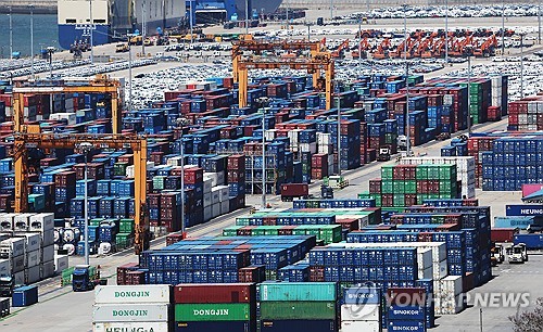 반도체 가격 상승에 4월 수출물가 7.1%↑…수입물가는 2.3%↓