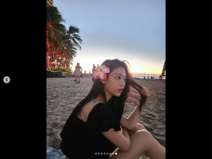 어도어 복귀한 해린, 생일 기념 성숙해진 비주얼 공개…팬들 들썩