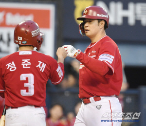 '1군 복귀 후 3할' 홈런까지 터진 김재환, 오늘은 지명타자 아니다[인천 현장]