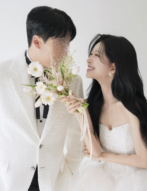 故 최진실 딸 최준희, 오늘(16일) 결혼...혼주 자리엔 오빠 최환희 "새 시작"