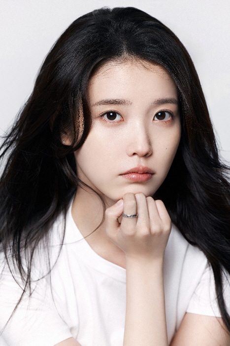[공식]아이유, 생일 맞아 3억 또 기부..어린이날 이어 11일 만 선행