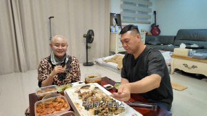 '난소암 3기' 홍주, 항암 후 두피 열꽃에 고통.."스트레스 극심해 병 생겨"