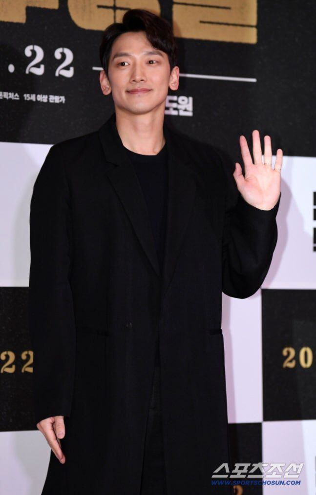 '김태희♥ 비, 모친상 후 집 화재까지.."갈 곳 없어 가족과 떨어져 지내" ('유퀴즈')