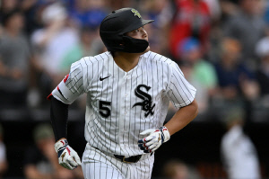 쾅!쾅! 돌아온 일본산 초대형 거포→긴 침묵 끊고 멀티 홈런 폭발…MLB 홈런왕 2위 '애런 저지 눌렀다'