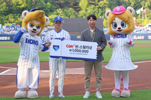 사이클링히트 포기한 질주! 개막전 신기록 제쳤다…팬들이 꼽은 '최고의 장면' 선정 [공식발표]