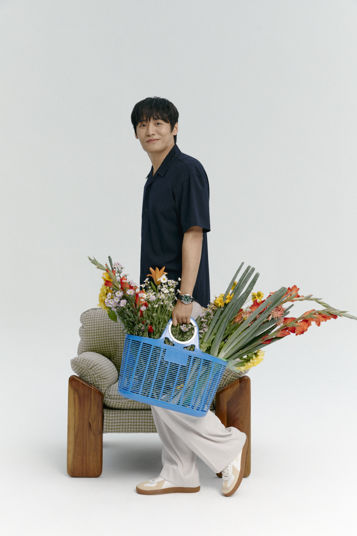 [인터뷰②] 최대훈 "한국판 '가오갤'? 그건 디즈니..'폭싹' 자전거 이어 'K-코어'로 천장에 매달렸다"('원더풀스')