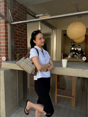 ‘9살 연상♥’ 손연재, '깔끔 포니테일'에 버버리 티 걸쳤을 뿐인데…애엄마 안 믿겨