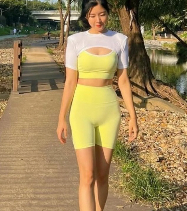 순자 지킴이 31기 영자, 이렇게 몸매 좋았나…밀착 레깅스핏+군살 제로 허리라인