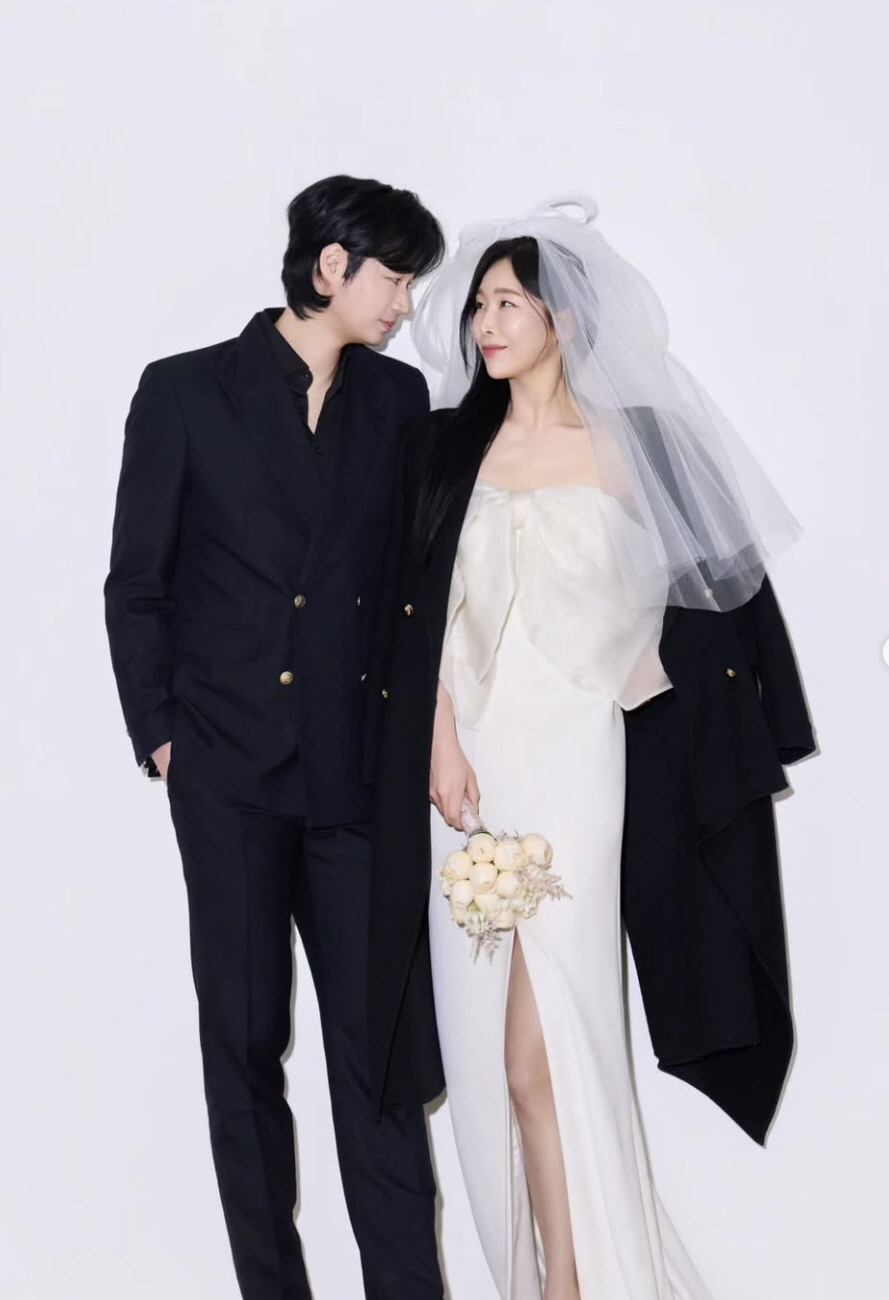 14기 순자, 배우 최주원과 결혼식 올렸다 "날 더 멋지게 만들어주는 짝꿍 만나"