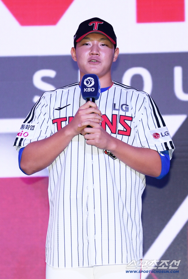 '안우진 아니라 양우진'…LG '로또 수준' 8순위→150㎞ 괴물루키 "첫날 투구보고 모두 감탄"