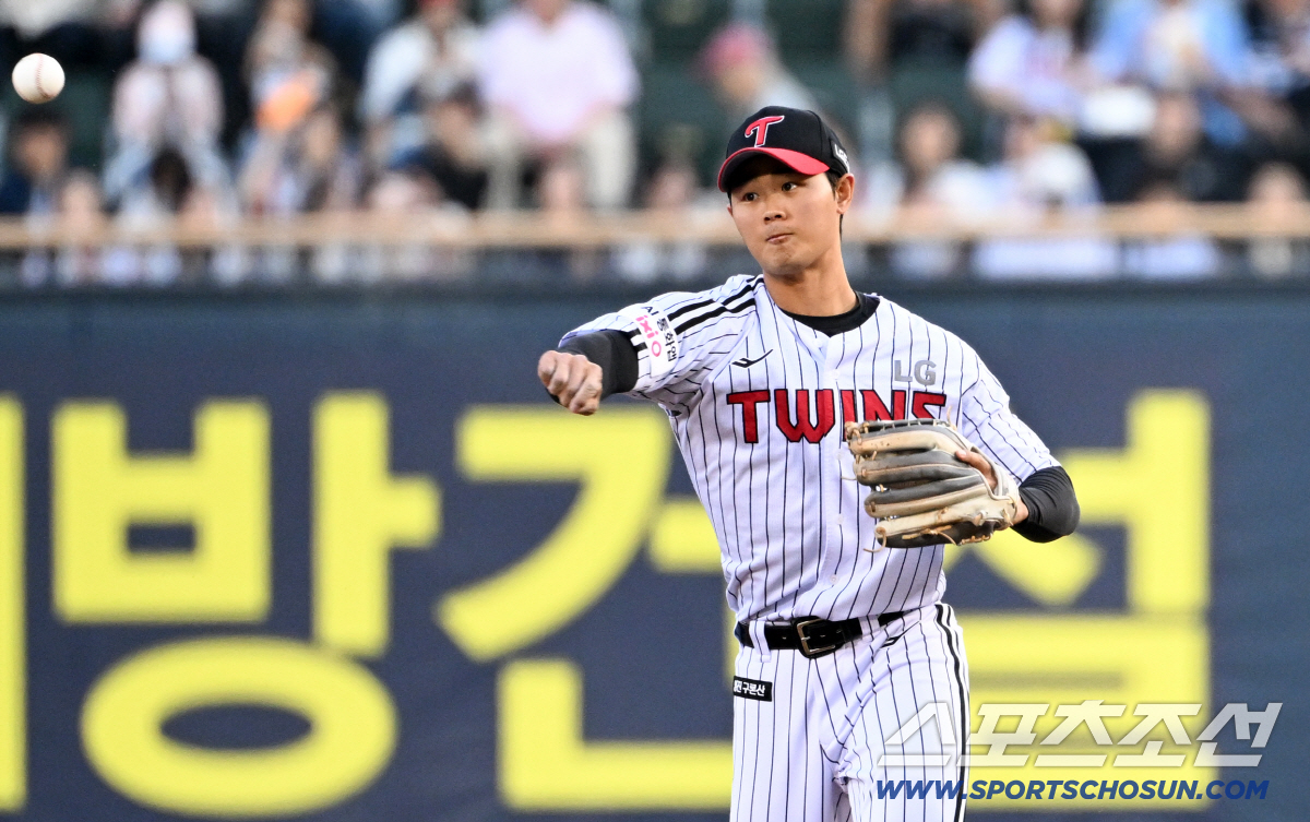 16일 잠실구장에서 열린 LG와 롯데의 경기. LG 이영빈이 수비를 하고 있다. 잠실=박재만 기자 pjm@sportschosun.com/2026.04.16/