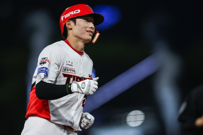 19일 광주 LG전에서 3홈런을 기록한 김호령. 사진=KIA 타이거즈