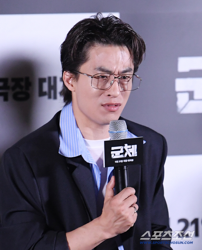 '군체' 구교환 "칸에서 상영 끝나고 외국 분이 알아봐 깜짝, 배우로서 가장 기쁜 날"