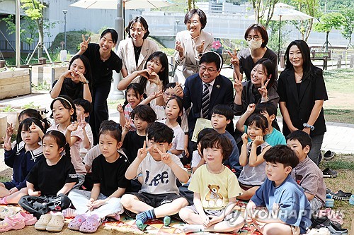 유치원 납입금 1년만에 41% 감소…교육부 "무상보육 확대 결과"