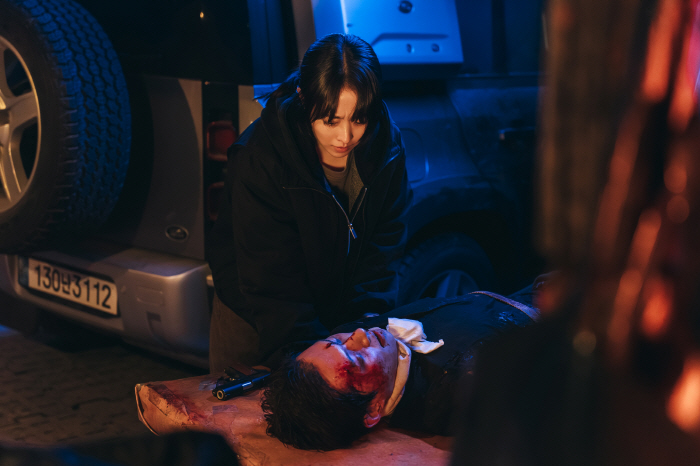 "진짜 미친(P) 드라마"…'골드랜드' 흑화 박보영→광기 이광수, 광기 난투극에 반응 터졌다