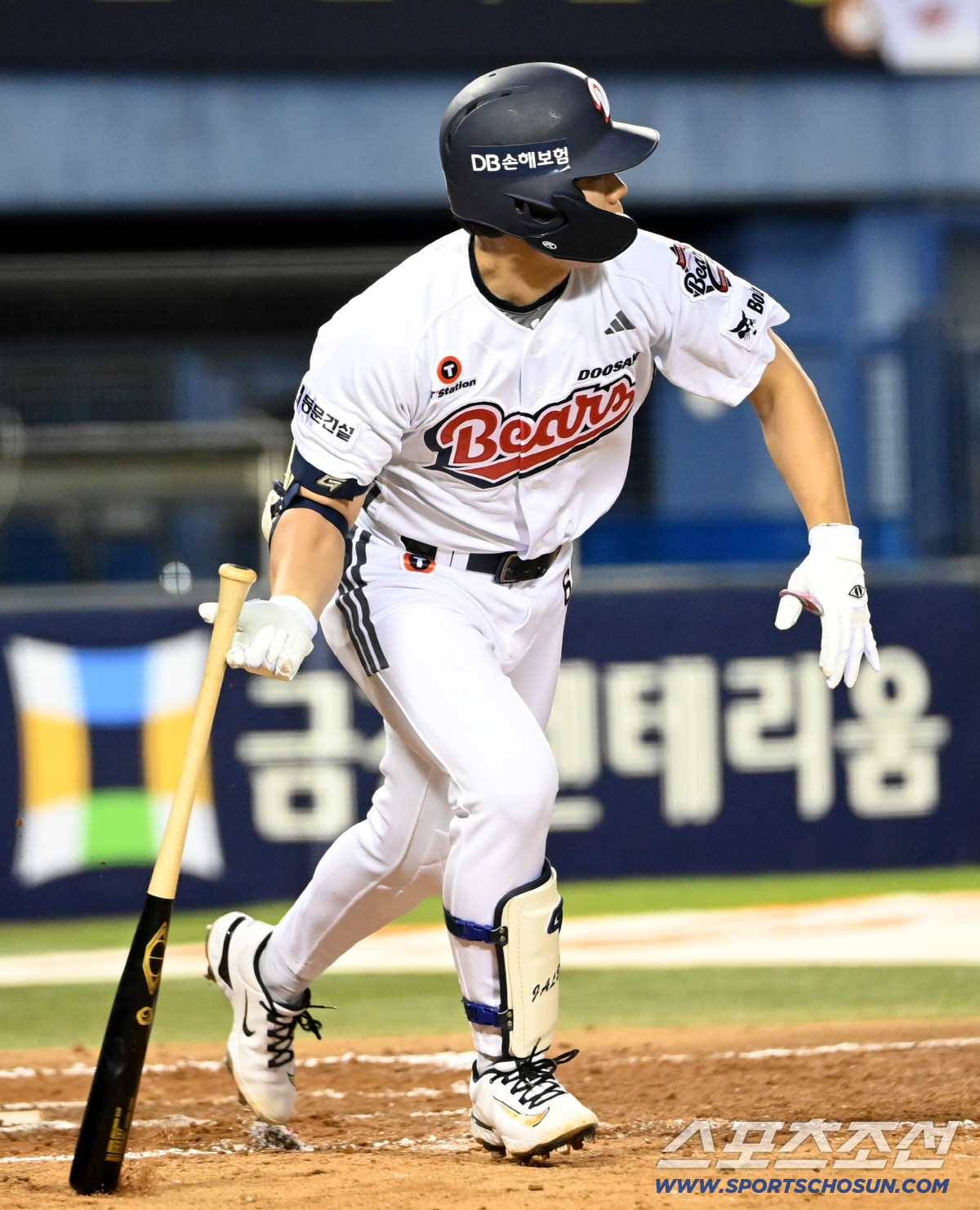 29일 잠실야구장에서 열린 삼성과 두산의 경기. 8회말 오명진이 안타를 치고 있다. 잠실=허상욱 기자 wook@sportschosun.com/2026.04.29/