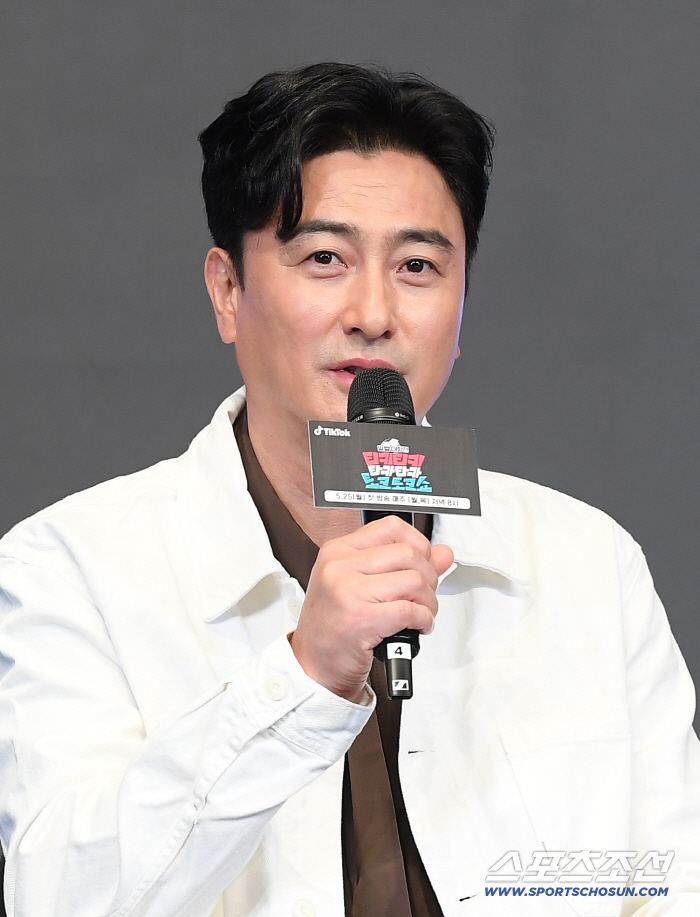 '티키타카쇼' 안정환 "북중미 월드컵 못하면? 나도 욕 많이 할 것"