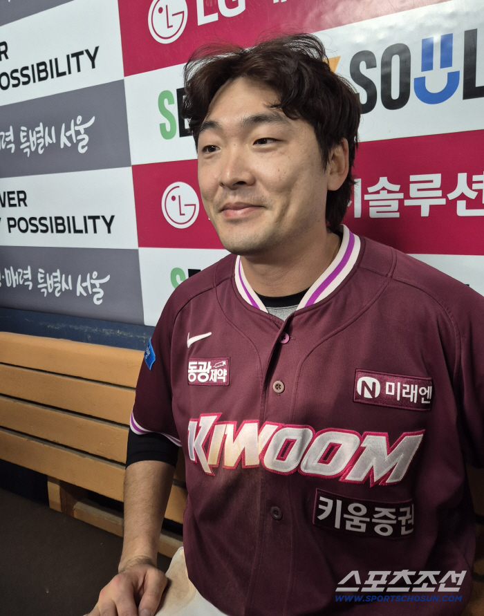 "박병호 코치 조언이 큰 도움됐다"…2군서 배운 독기, 친정 안방서 폭발했다…이형종 '3안타 맹타'의 비결