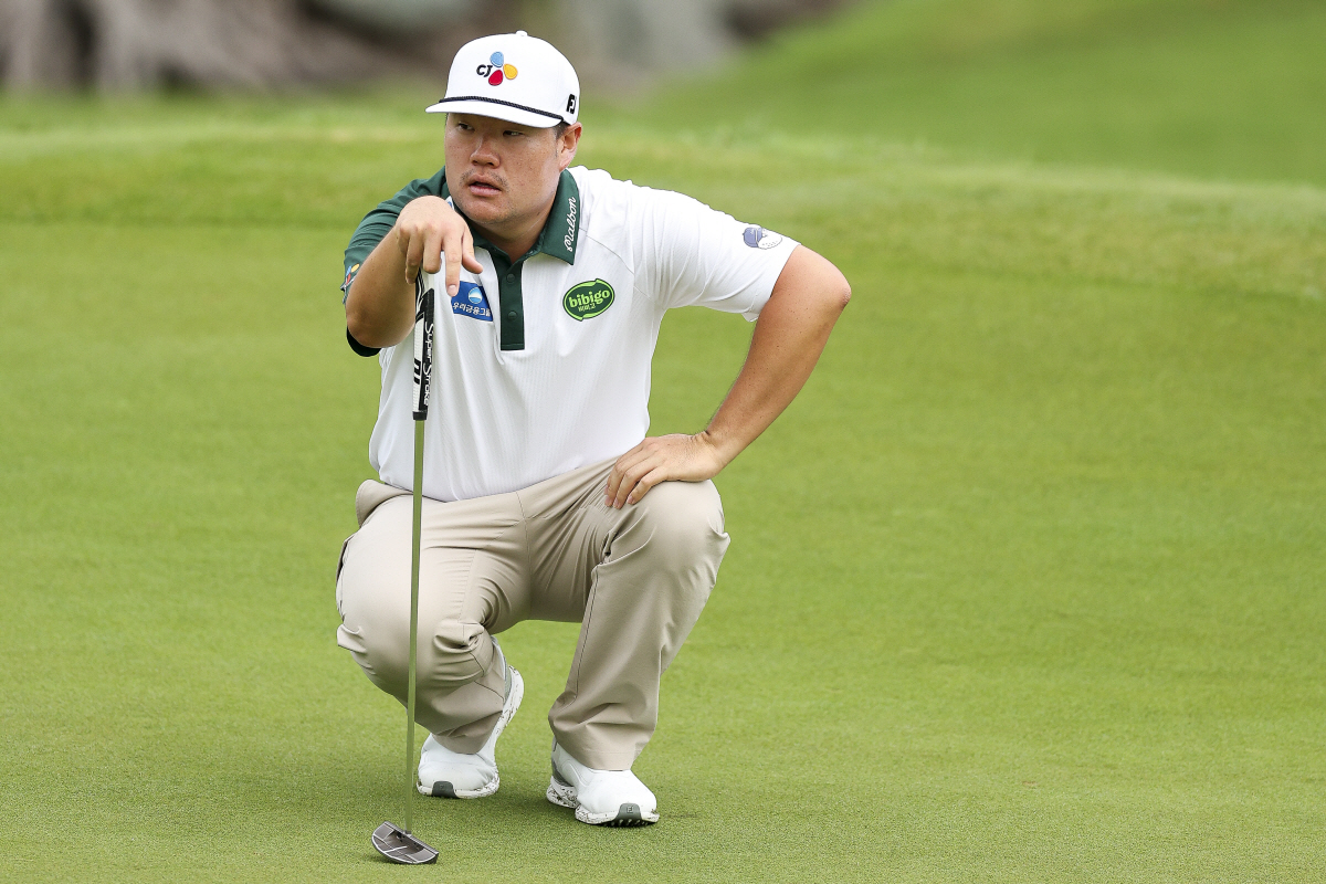 MCKINNEY, TEXAS - MAY 22: Sungjae Im of South Korea looks over a putt on the 12th hole during the second round of THE CJ CUP Byron Nelson 2026 at TPC Craig Ranch on May 22, 2026 in McKinney, Texas. (Photo by Mike Mulholland/Getty Images for The CJ Cup)