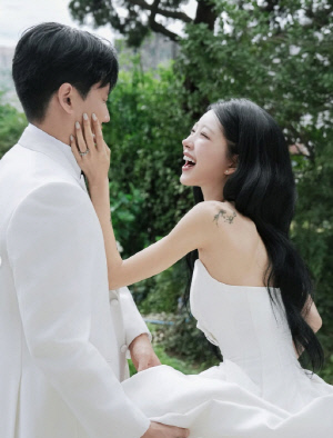 "죽을 거 같애"...故 최진실 딸 최준희, LA 신혼여행 떠났는데 '씁쓸'