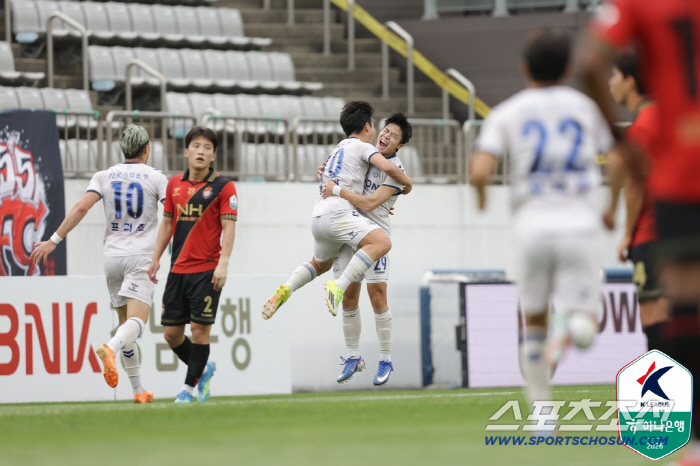 "경남 루컹 극장골" 수원 전반 정승배X한찬희 연속골 2-0→2-3 뼈아픈 역전패[K리그2 리뷰]