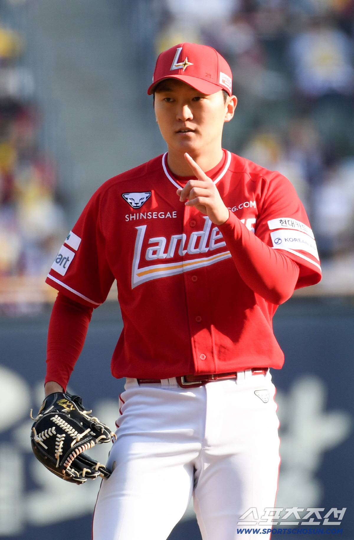 11일 잠실구장에서 열린 LG와 SSG의 경기. SSG 김건우가 역투하고 있다. 잠실=박재만 기자 pjm@sportschosun.com/2026.04.11/