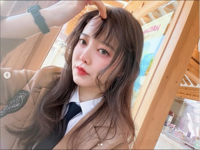 "금잔디의 귀환" 구혜선, 14kg 감량 후 '17년 전 교복핏' 완벽 소화