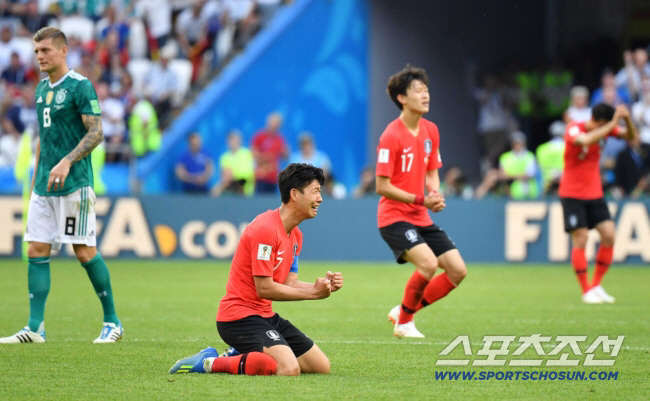 '분해된 전차' 독일은 그날 손흥민을 죽어도 잊지 못한다…韓 '카잔의 기적' 월드컵 대이변 10선에 선정→'북중미에서도 부탁해!'