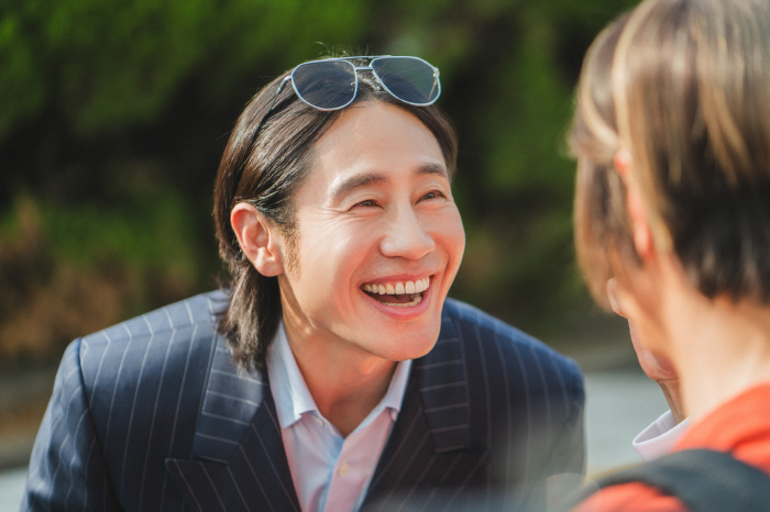 "'극한직업' 제작사·신하균 의기투합"…'와일드 씽', 이 조합 못 참지