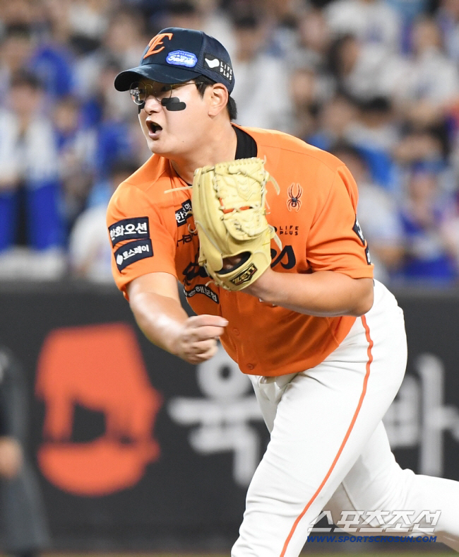 "저 친구 큰 경기 못쓰겠다"…김병현, 김서현에 '핵폭탄급 혹평'→뼈 때리는 일침 "시한폭탄급 투구폼"