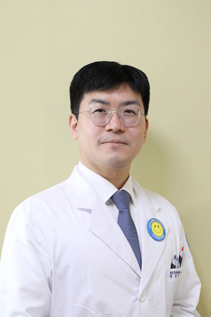 안민철 원장
