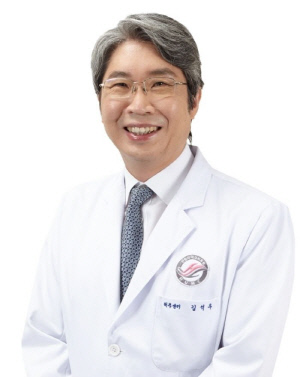 대한척추외과학회 회장에 한림대성심병원 김석우 교수 취임…"K-Spine 우수성 알릴 것"