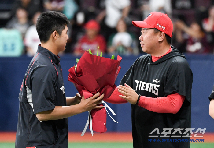 '아 노히트' 용기 못내 아쉬워했던 2년 차…사령탑은 왜 "후회가 낫다" 했을까