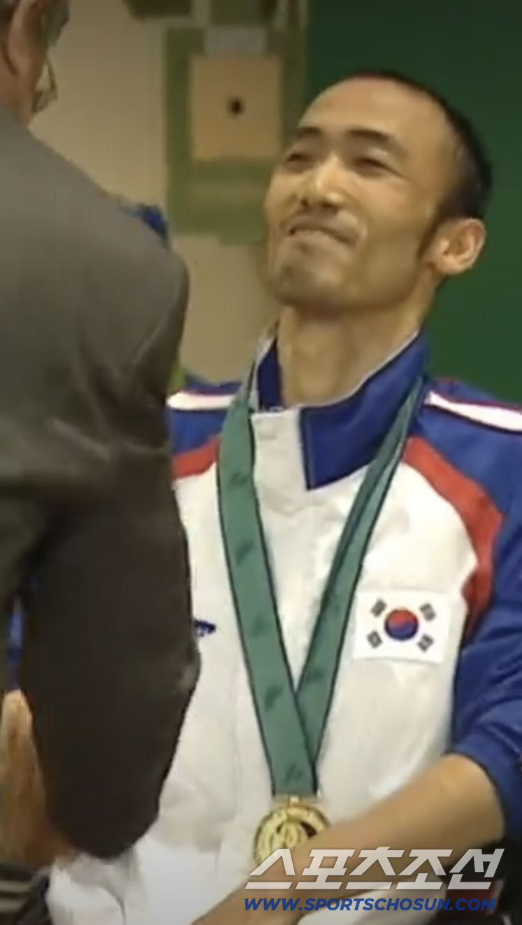 정진완 대한장애인체육회장 2000년 시드니패럴림픽 사격 금메달리스트 캡처=IPC