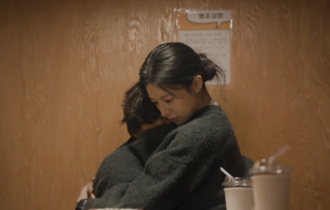 [인터뷰②] 구교환 "'모자무싸' 가디건 포옹신, 공개 후 반응은 시청자의 몫"('군체')
