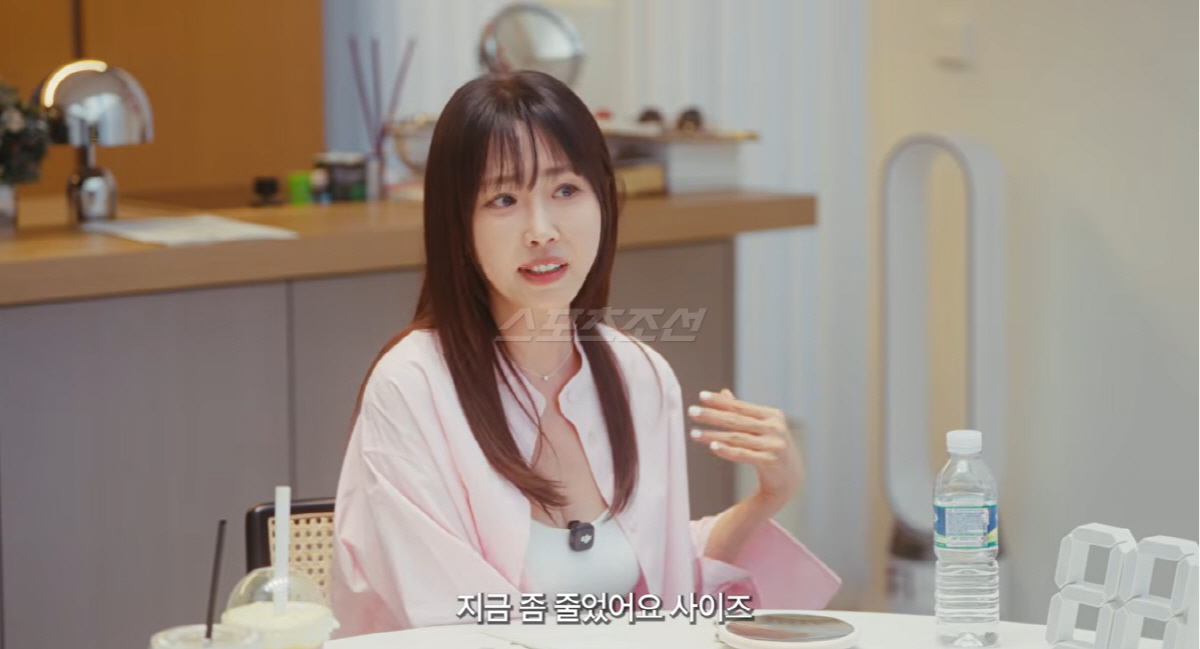강예원 "내 가슴 자연산 C~D컵..수술까지 고민했다"(깡예원)