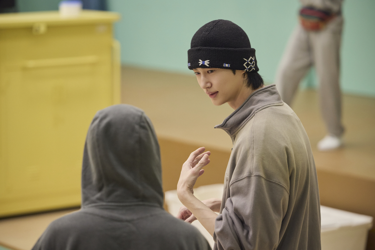 Jae-seok's B&B Rules! / Byeon Woo-seok in Jae-seok's B&B Rules! Cr. Jin-ho Park /Netflix ⓒ 2026