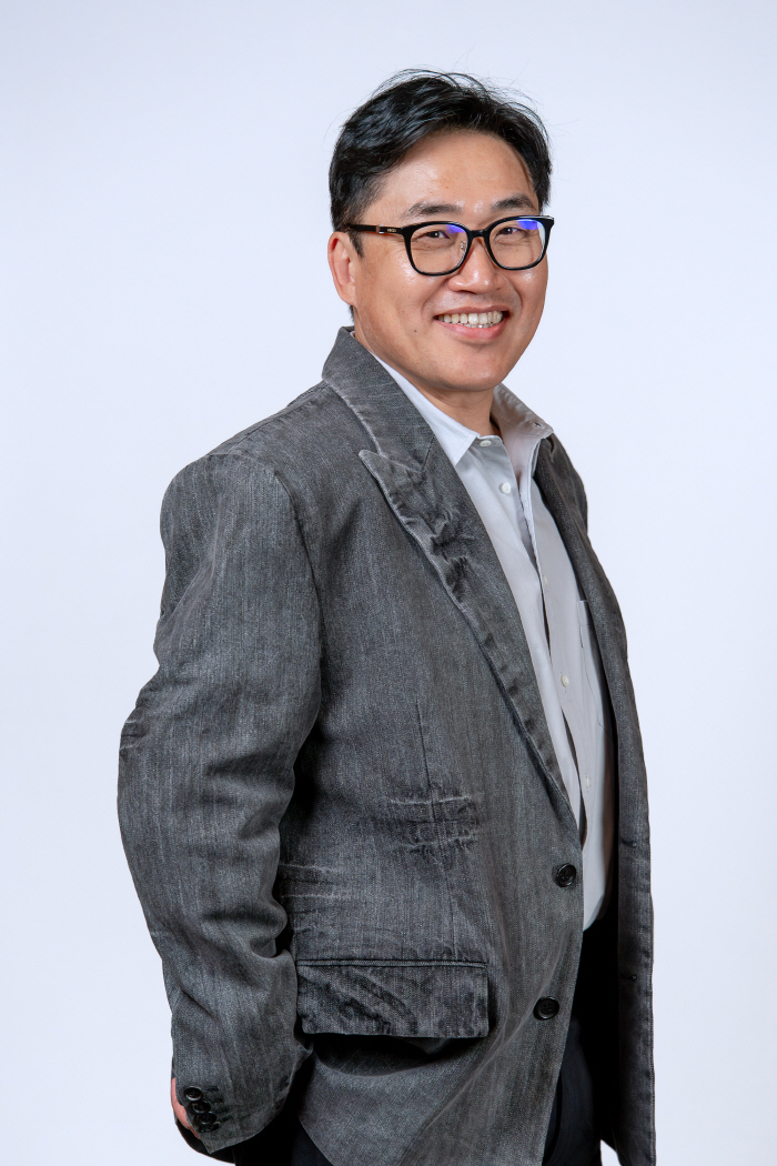 [인터뷰①] 김성훈 감독 "박보영→이광수 열연..오히려 연출 부담됐다"('골드랜드')